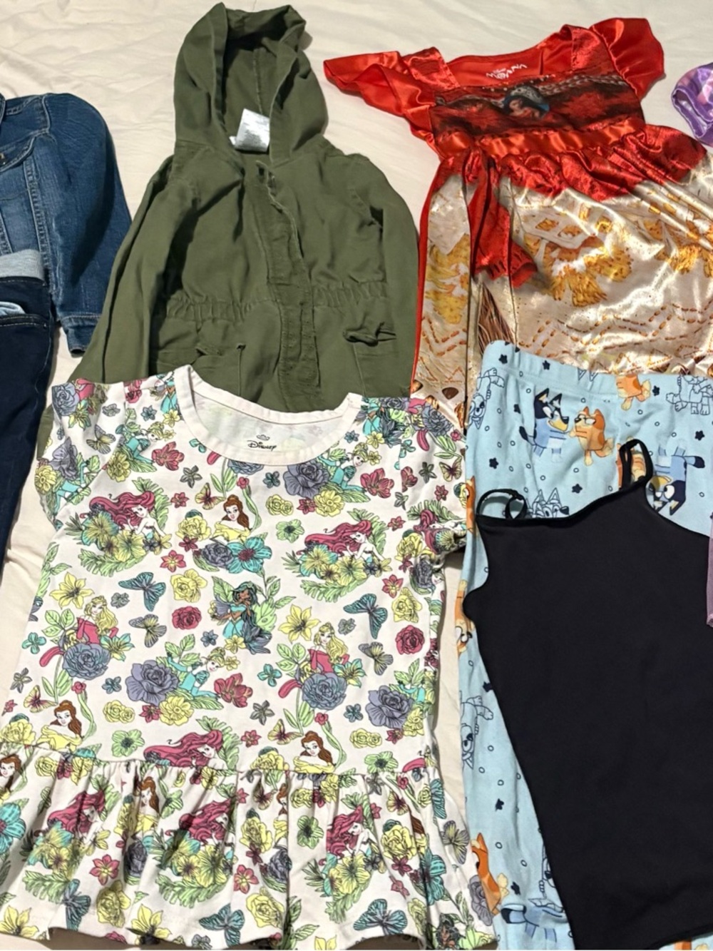 Disney White Peplum Tee with Pink Purple Green Yellow Floral Print size 4t